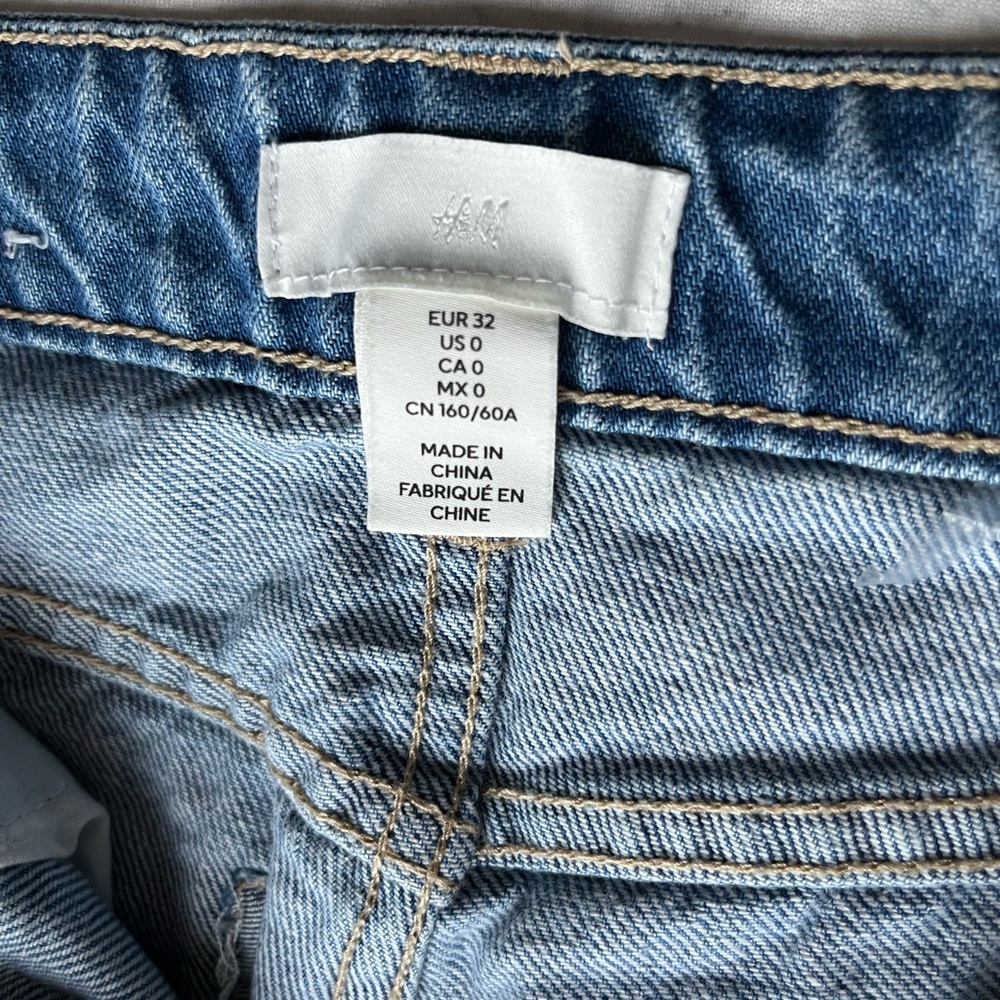 H&M Straight High Split Jeans - Picture 11 of 16